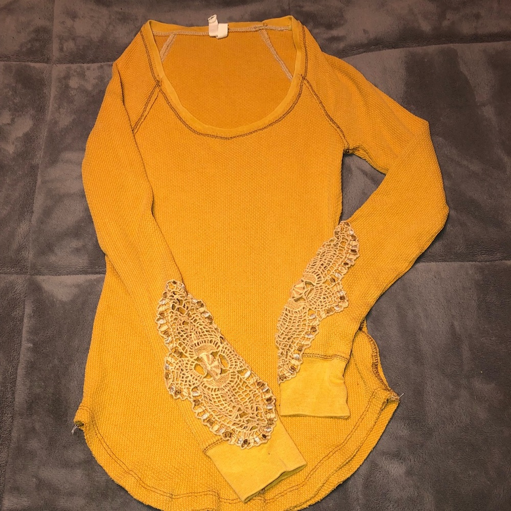 Free people mustard yellow crochet/thermal